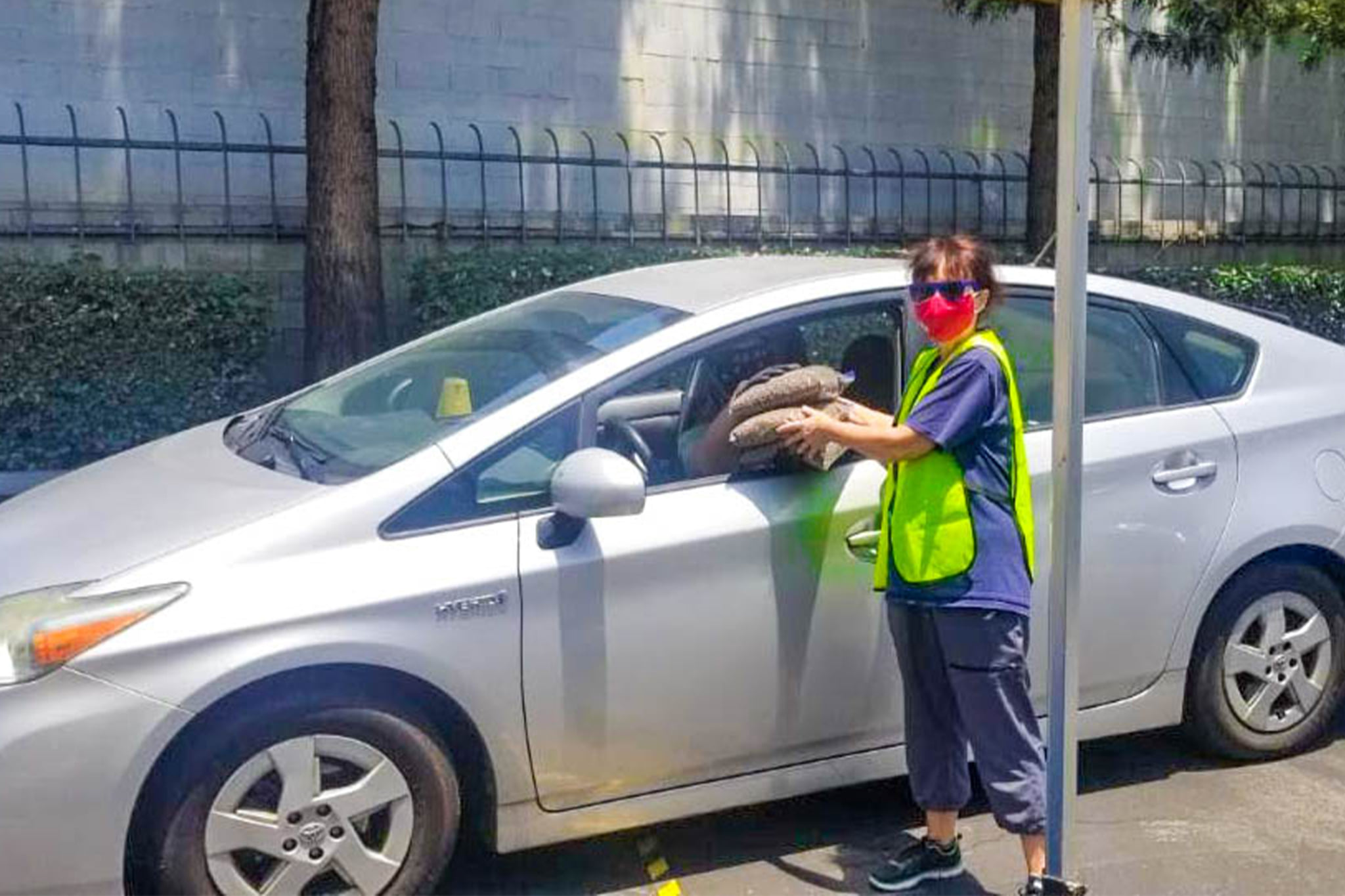 The LA Animal Services will be Expanding the Pet Food Pantry Program 