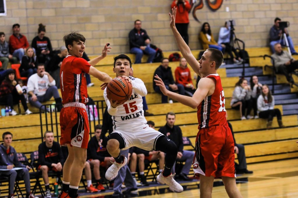 Eagle Valley Basketball Lose 54-83 to Montrose