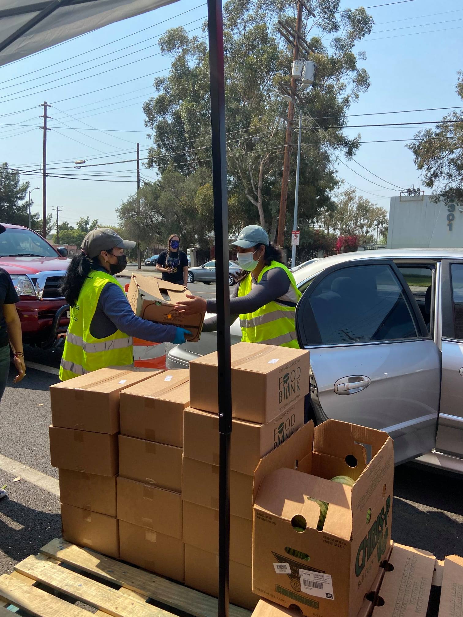 Drive-Thru food Pantry in Sun Valley