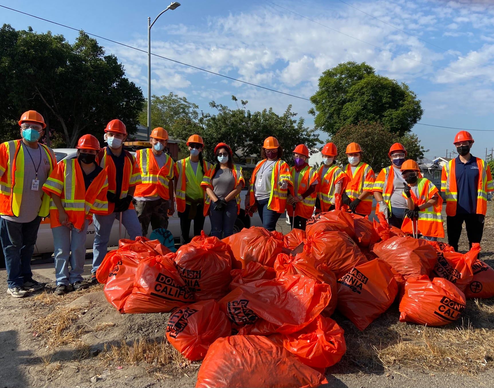 Beautification Clean-Up on the I-5 Sunland Blvd