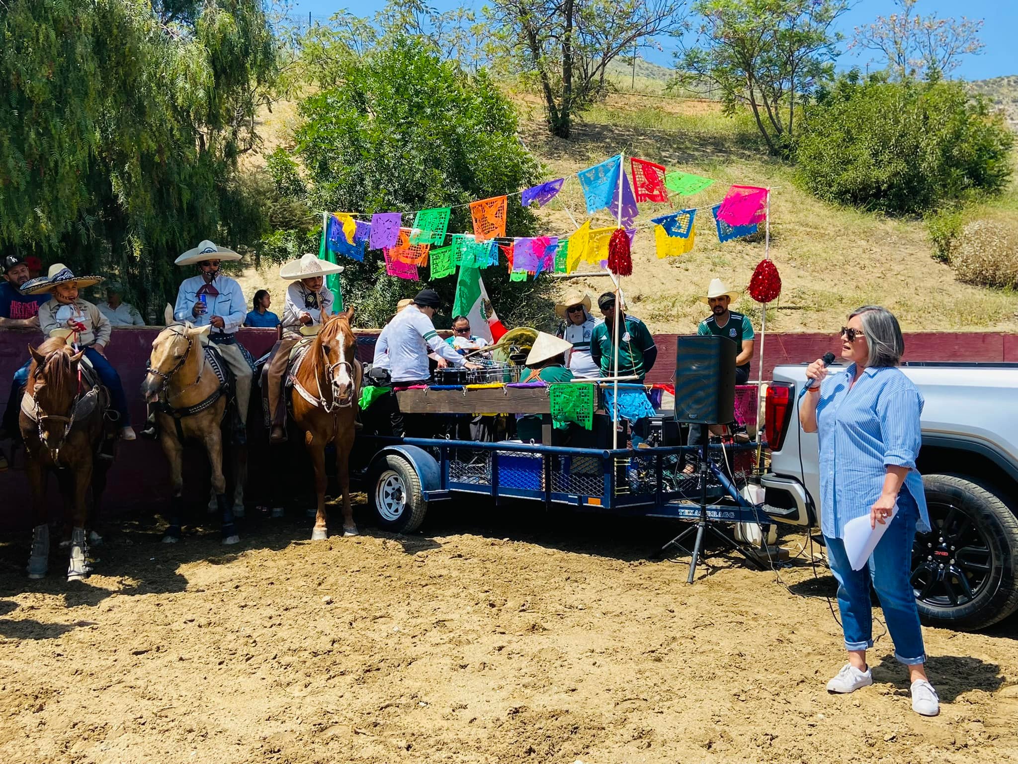 Sylmar Equestrian Community Celebrated Cinco De Mayo