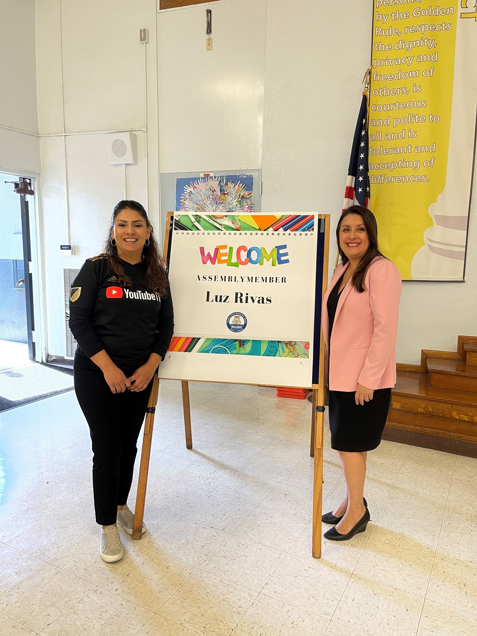 Harding Street Elementary Bulldogs took a Pledge to be Drug Free